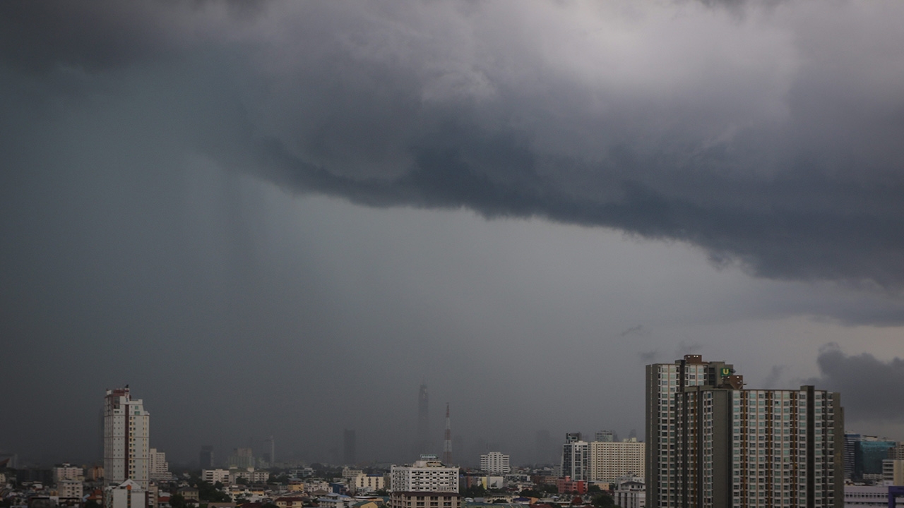 ไทยตอนบนมีพายุฤดูร้อน ลูกเห็บตกบางแห่ง กทม.ฝนตกร้อยละ 20