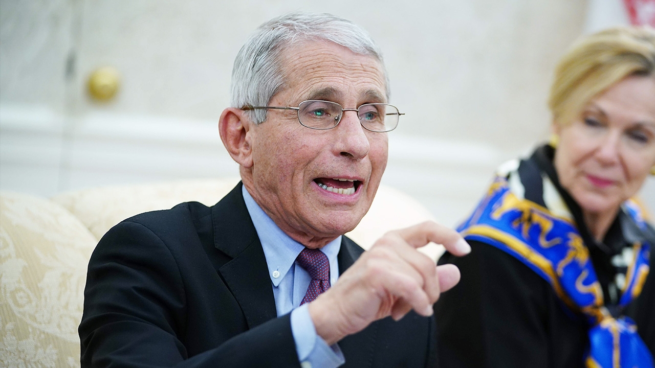 3 หมอใหญ่สหรัฐฯ กักตัวเอง หลังสัมผัสผู้ติดเชื้อไวรัสโควิด-19