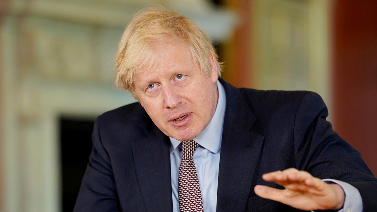 ไม่ต้องอยู่บ้านแล้ว อังกฤษจ่อคลายล็อกโควิด ให้คนนับล้านกลับไปทำงาน