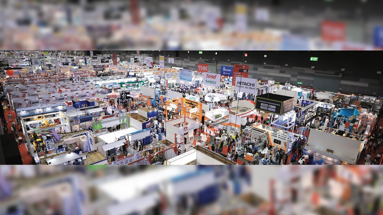 รี้ด เทรดเด็กซ์ ฉลองวันงานแสดงสินค้าโลก