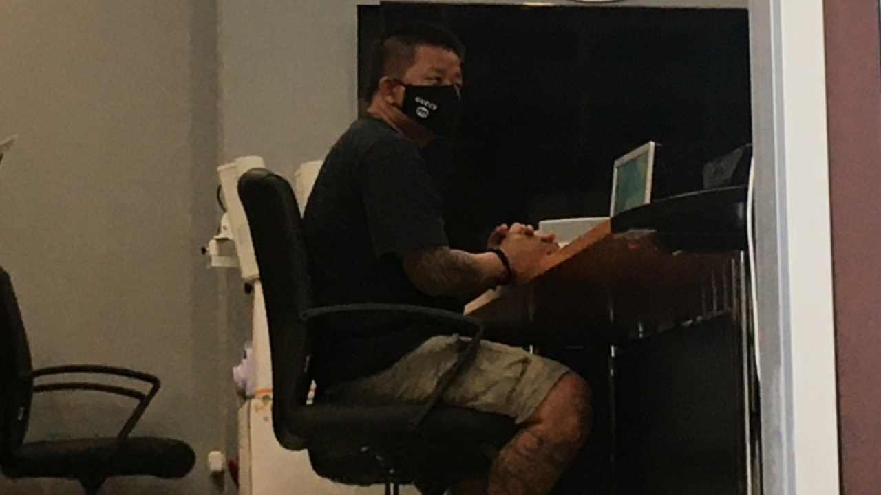 หนุ่มแข้งโหด อ้างเงินหมื่นหาย เตะปลายคางเพื่อนร่วมห้องดับคาที่ 