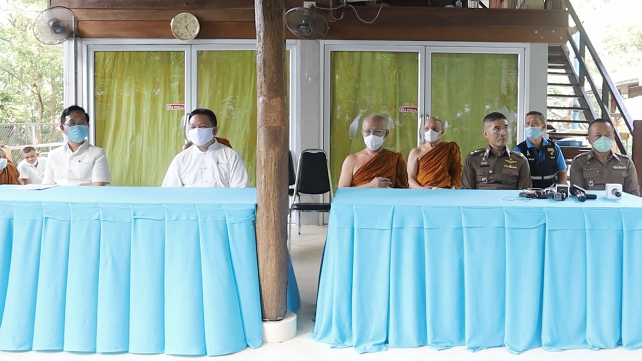 ผวจ.อุดรฯ นำทีมแถลงปิดข้อสงสัย 'หลวงพ่อสุดใจ' มรณภาพจากสมองขาดอากาศ