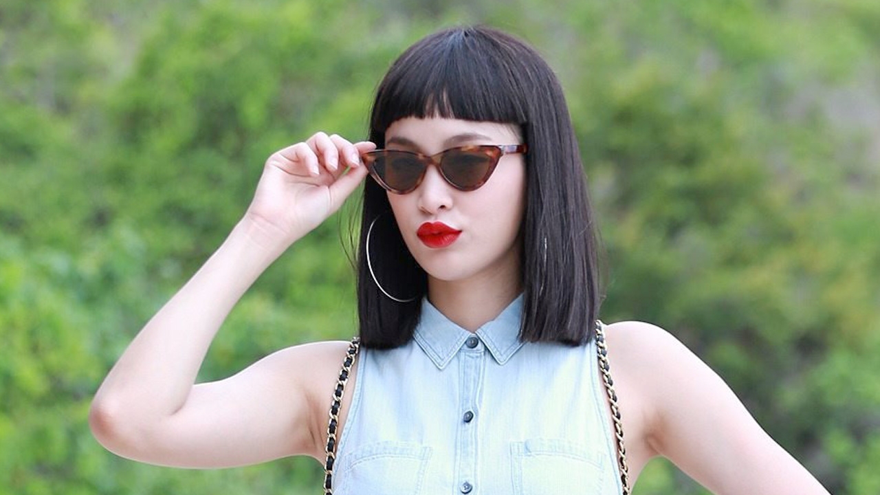 เทคนิคดมกลิ่นคู่รักในออฟฟิศ! ฉบับกูรู ข้าวฟ่าง ใน "อกเกือบหักแอบรักคุณสามี"