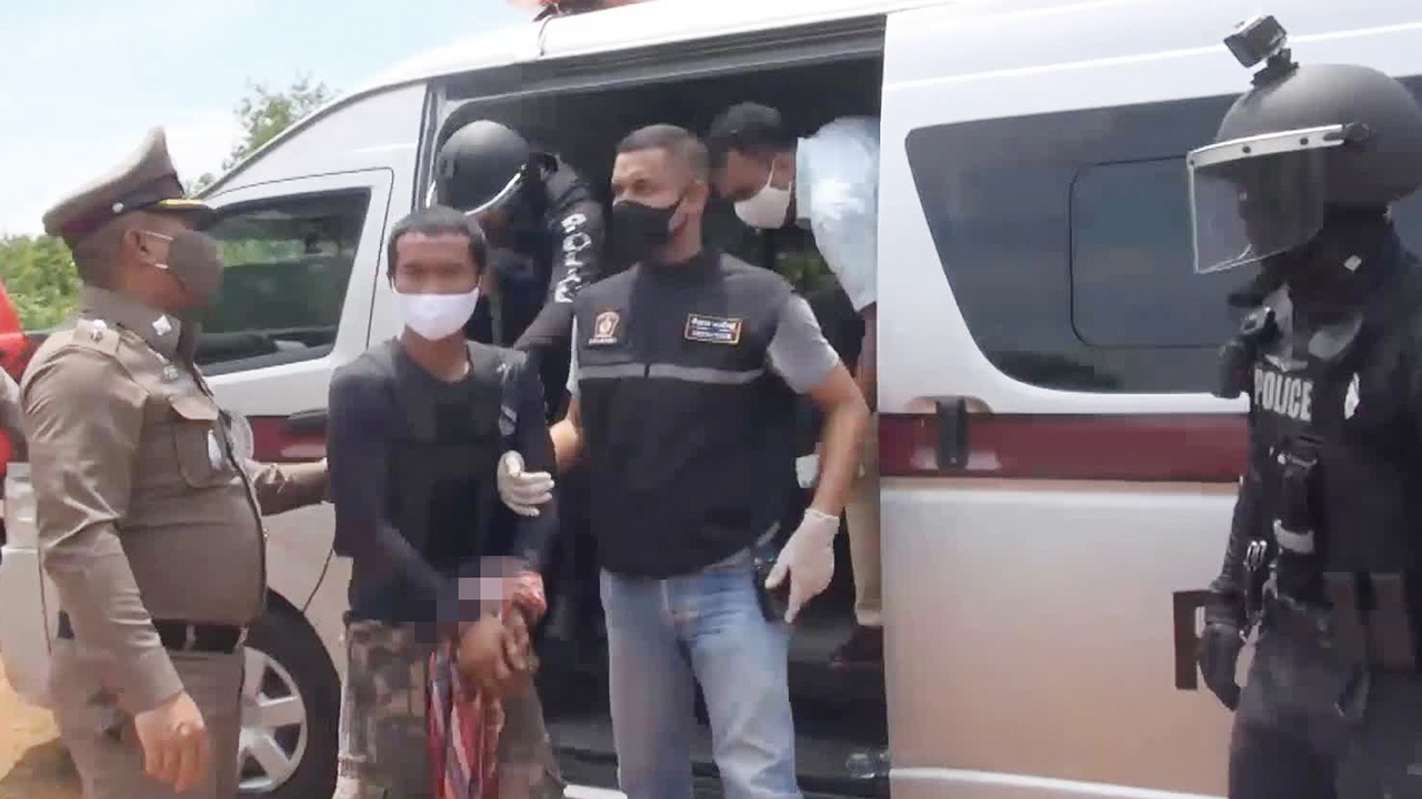 ฝากขังด้วยวิดีโอ ไอ้แววอ้างฆ่าเผา 2 โจ๋ เพราะรุมโทรมเมียจนเสียสติ 