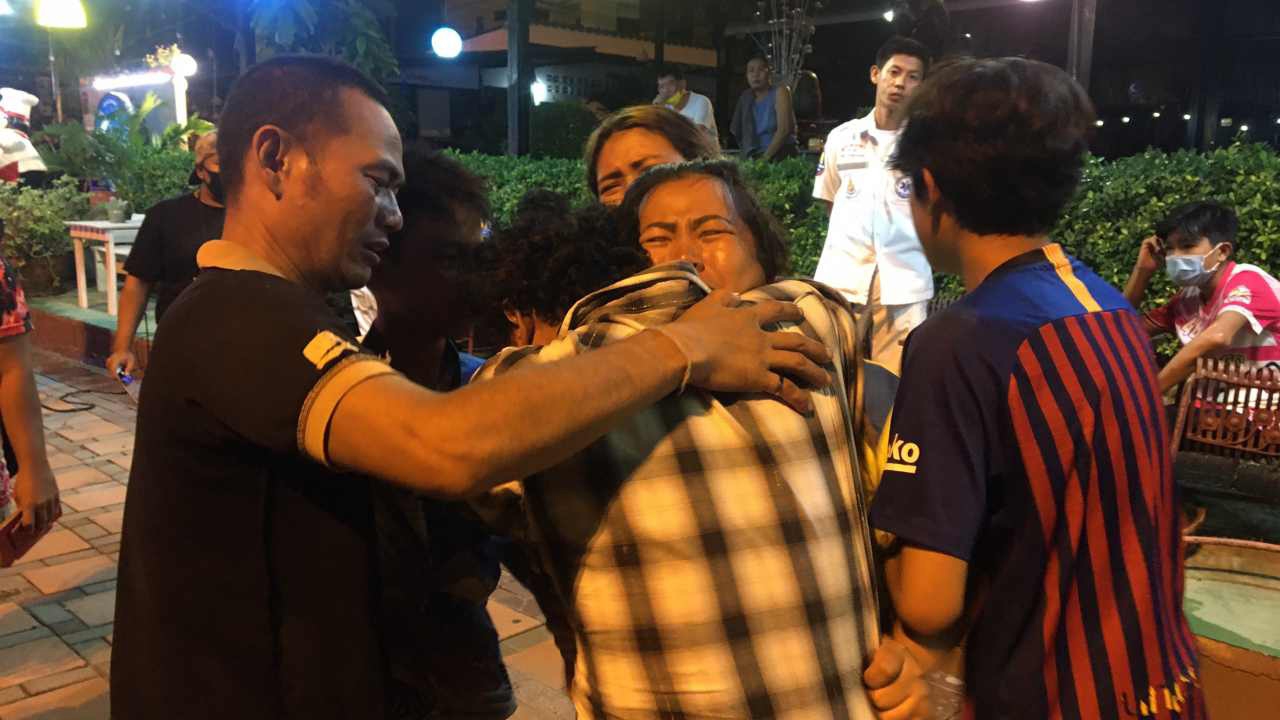 สาว 23 ร้องไห้โฮ รีบกลับกลัวเคอร์ฟิว ขับรถทับเด็กอายุ 14 ดับ 2 ศพ 