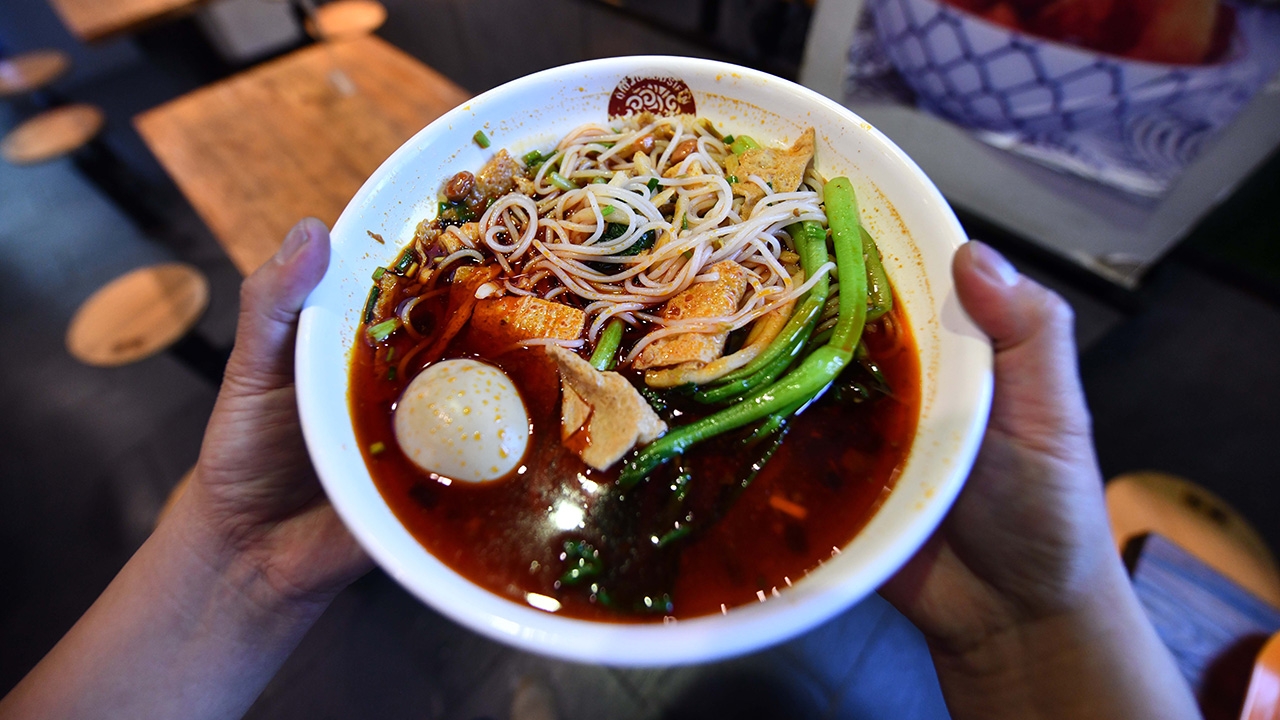 จีนก่อตั้งวิทยาลัยเมนูเด็ด “ก๋วยเตี๋ยวซุปหอยขม” 