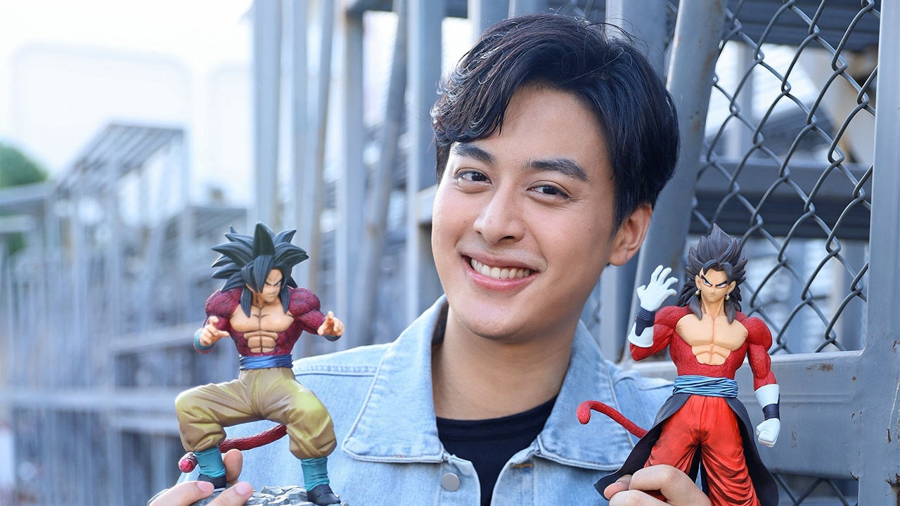 “บลิว วรพล” เปิดกรุของสะสมสุดหวง ลงสีสร้างสรรค์งานศิลปะผ่าน “โมเดล”