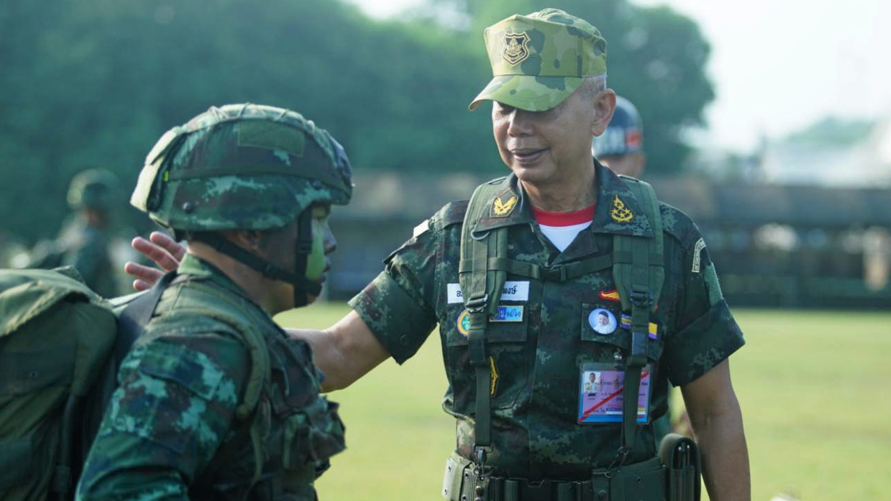 "บิ๊กแดง" นักเลงพอรื้อระเบียบเปิดทางให้ผู้มี "รอยสัก" สอบเป็นนายสิบได้