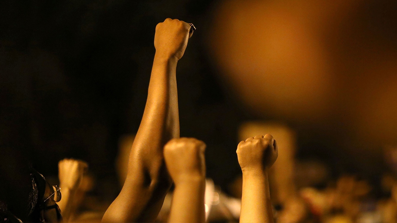 ต่อต้านการเหยียดสีผิว กูเกิล เฟซบุ๊ก ทวิตเตอร์ ร่วมบริจาคเงินย้ำจุดยืน