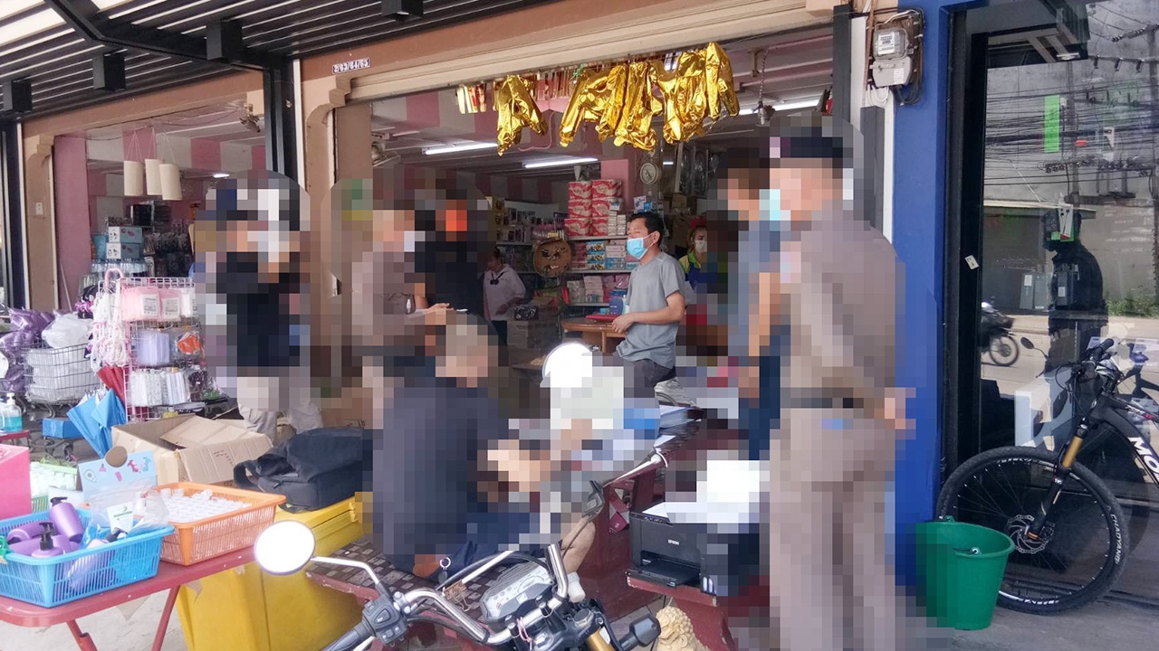 หนุ่มร้าน 20 บาทโวยเจอ ตร.รีดเงินซ้ำๆ รอง ผู้การแพร่ย้ำให้มาร้องทุกข์