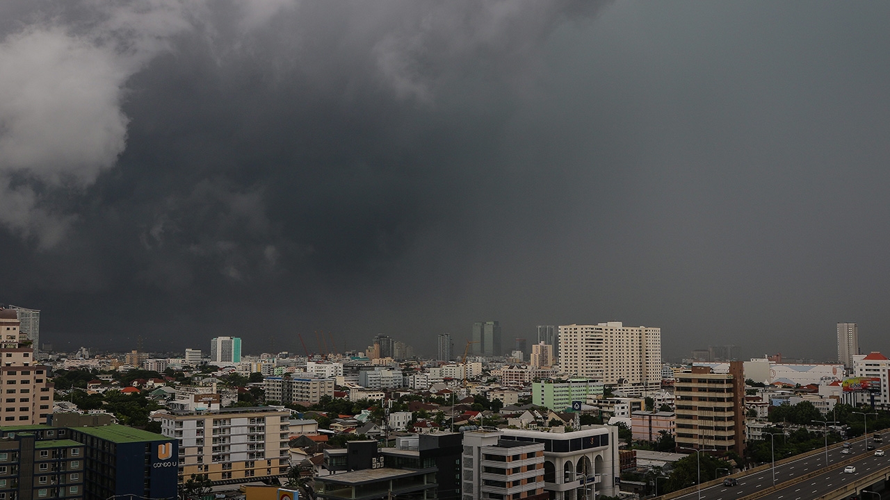 สภาพอากาศวันนี้ ไทยมีฝนเพิ่ม ตกหนักทุกภาค ระวังน้ำท่วมฉับพลัน