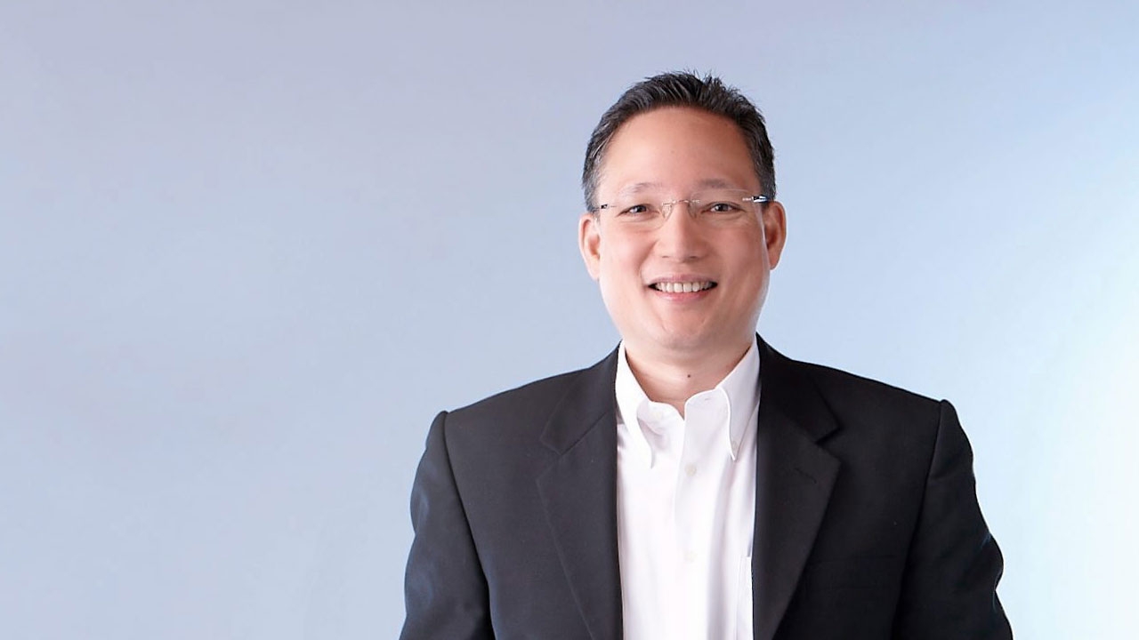 หลังผ่อนปรน ผยง ศรีวณิช ถูกสื่อขอคิว เพื่ออัปเดตแนวโน้มการเงินของไทย