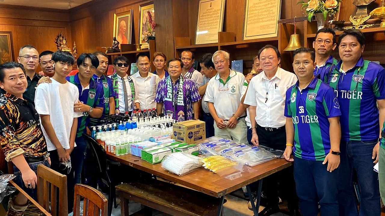 ศิษย์เก่าลูก ส. ร่วมใจมอบอุปกรณ์ป้องกันโควิดให้ ร.ร.วัดสระเกศ