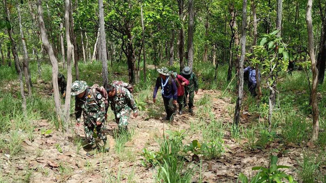 พบแล้วยายวัย 69 หลงป่าปางบงที่ จ.เชียงใหม่ จนท.อุทยานฯเร่งนำตัวออกมา