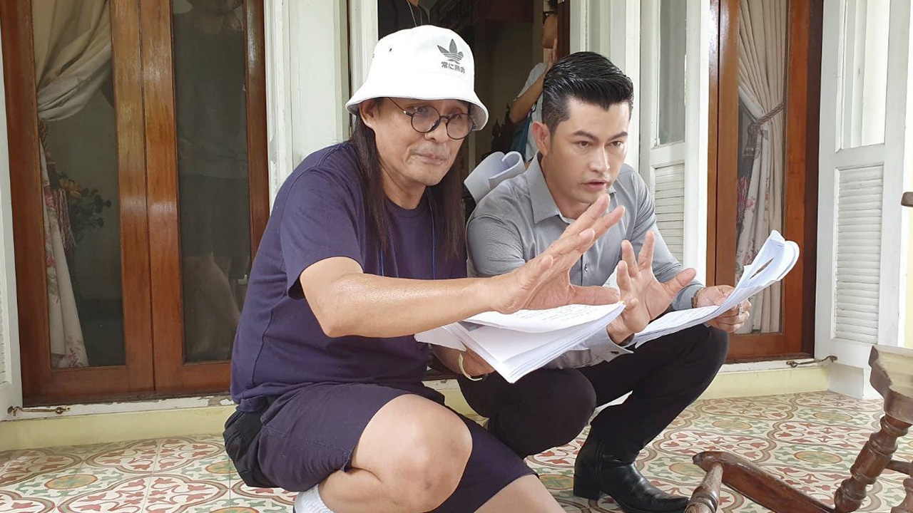 ภาพออกกองละครครั้งสุดท้าย ตั้ว ศรัณยู เล่นจบแล้ว ลวงฆ่าล่ารัก 