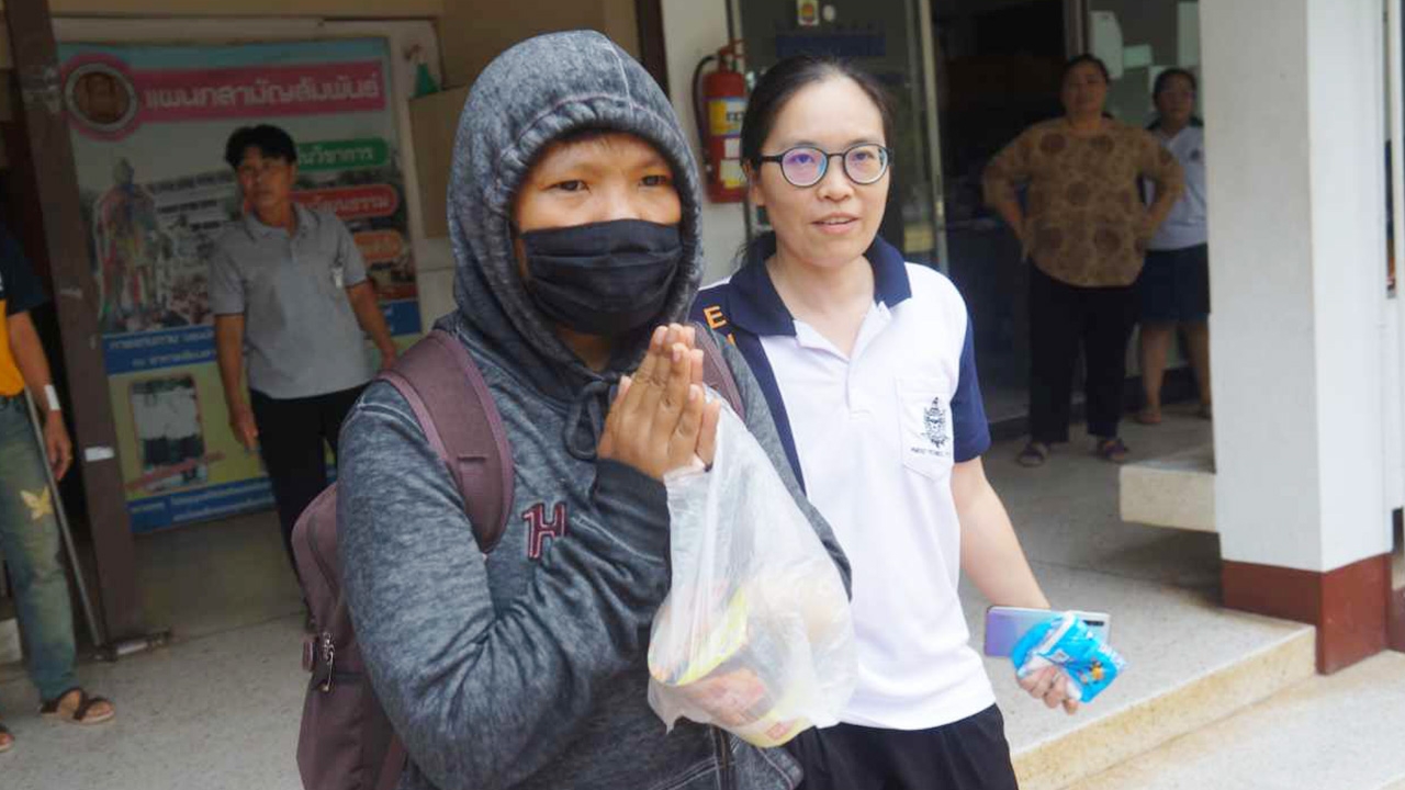 โผล่อีก "สาวร้อยเอ็ด" คนเดิม ปีนตึก โดดสะพานลอย ล้วนลวงโลก