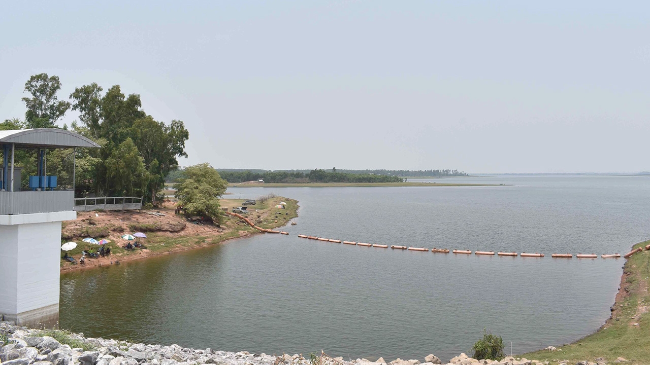 กาฬสินธุ์ได้ฝนเพิ่มจากพายุ "นูรี" ช่วยเติมน้ำลงเขื่อนลำปาวและพื้นที่เกษตร