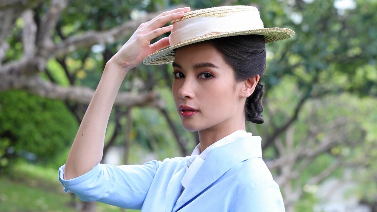 “วิว” ปัง “เจ้าหญิงละครพีเรียด” ชื่นชมแฟชั่นใน “รักแลกภพ”