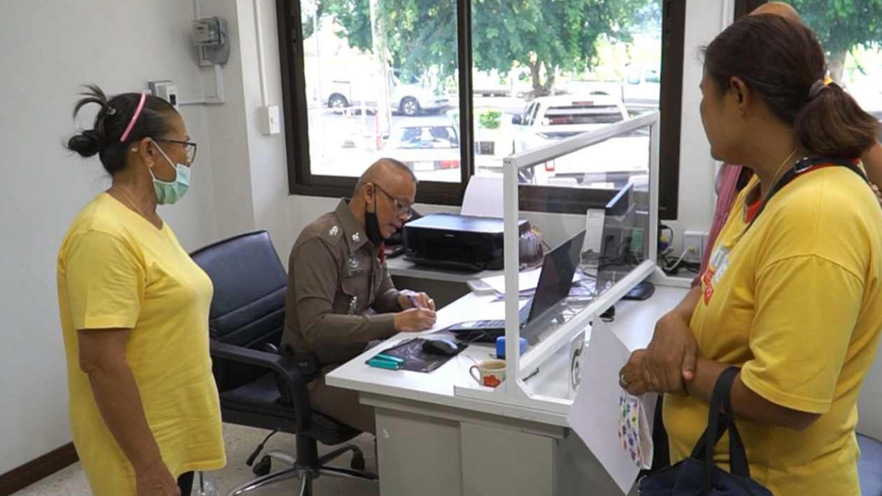 ป้านุ่งกระโจมอก แจ้งเอาผิดพระลูกวัด โพสต์กล่าวหา สนิทสนมเจ้าอาวาส 