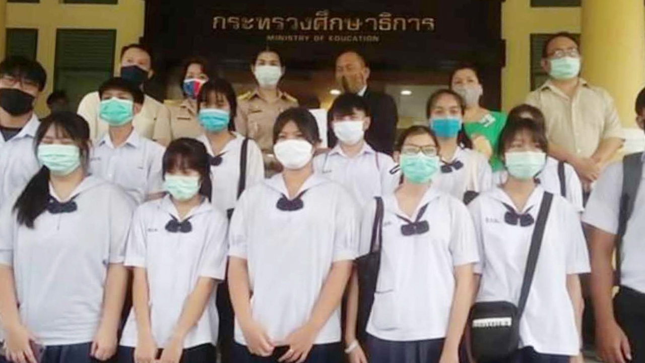 ร้องปปป. สอบผอ.สวนกุหลาบนนท์ ไม่รับม.3 เรียนต่อม.4 อ้าง "ตกเกณฑ์"