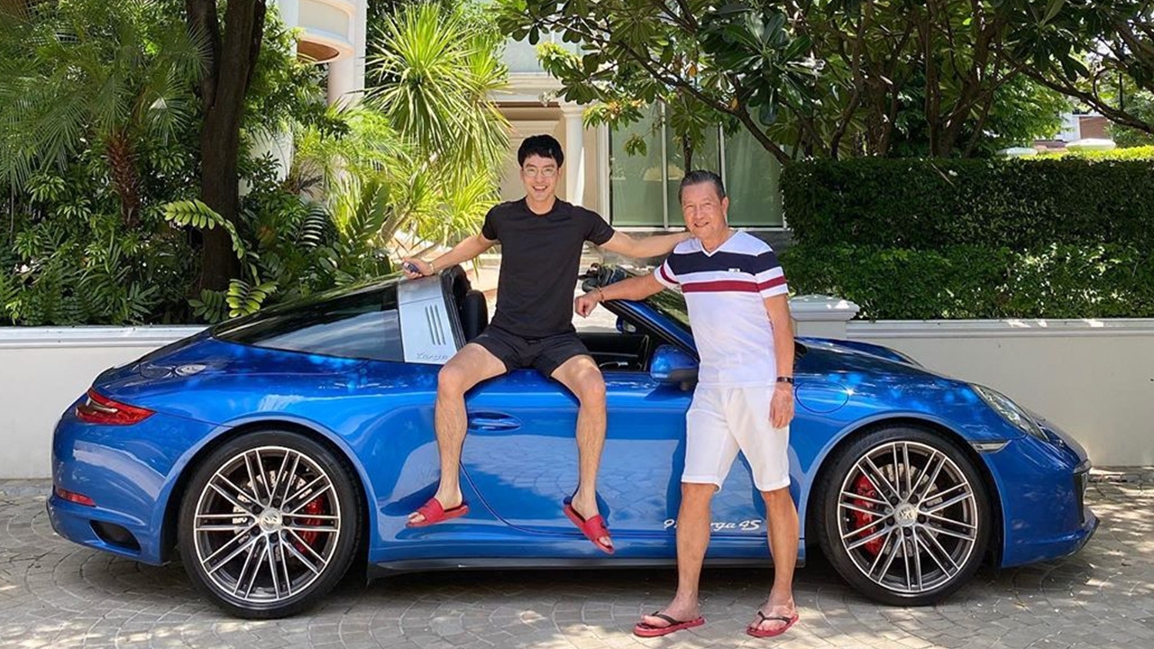 ครบสูตรหนุ่มในฝัน ท็อป ณัฐเศรษฐ์ ซื้อรถสปอร์ตหรู 13 ล้าน ให้คุณพ่อสำเร็จ