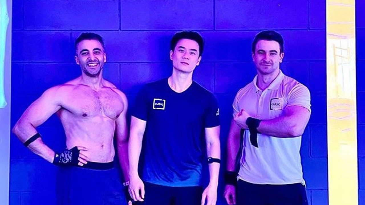 น็อต วิศรุต ฮอตไม่แพ้ ชมพู่ เผยหุ่นล่ำหลังออกกำลังกาย ไม่ถอดเสื้อยังชนะเลิศ