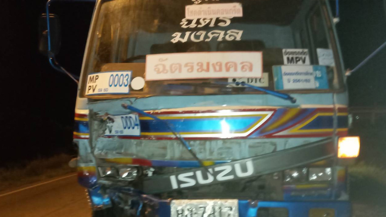 สิบล้อชนจยย.หนุ่มชัยภูมิดับ ลากซากรถไปกว่า 2 กิโลฯ ตร.สอบปมเมาแล้วขับ