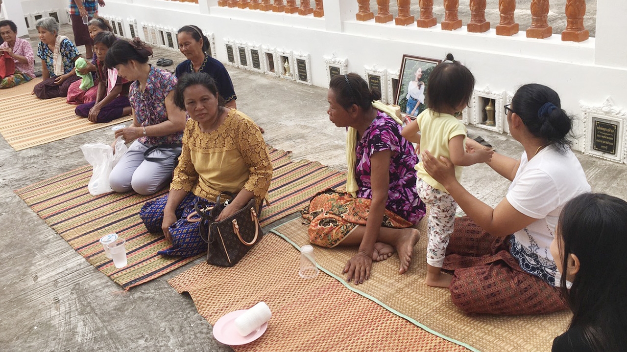 ครอบครัวทำพิธีเก็บอัฐิ "น้องปูนิ่ม" รอหารือค้านประกันผู้กองบอยหรือไม่