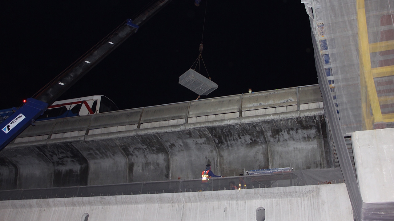 บีทีเอสแจง รถไฟฟ้าชนคนงานเมียนมา เร่งสอบหลังพบฝ่าฝืนเข้าไปในระบบราง 