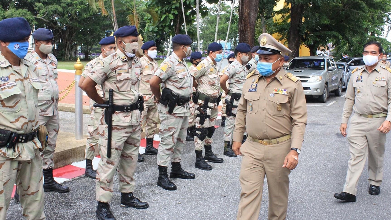 ผู้ว่าฯ ภูเก็ตคนใหม่ เข้าทำงานวันแรกให้คำมั่น "จะตั้งใจทำงานให้ดีที่สุด"