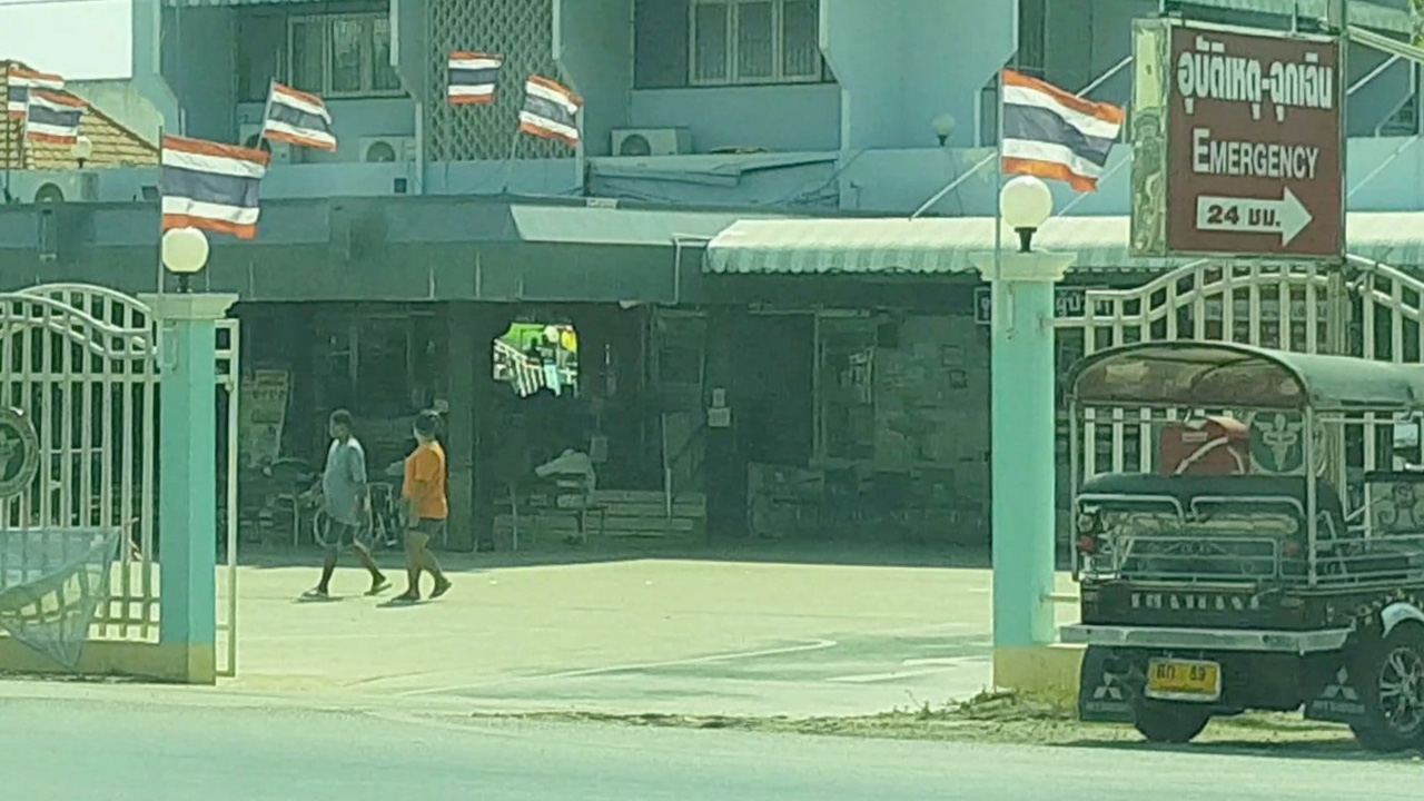 ด่วน ปิดรพ.บางเลน ป้ากลับจาก กทม.มาใช้สิทธิ์บัตรทอง พบติดโควิด-19