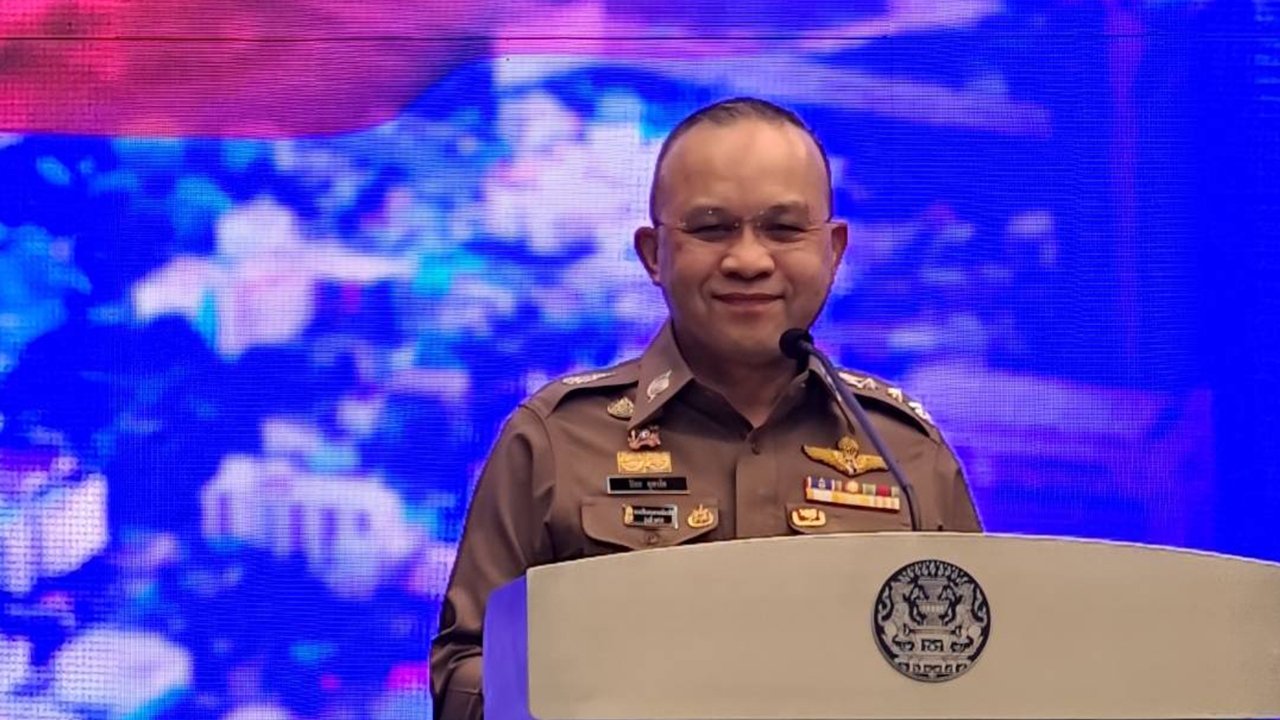 โฆษกตำรวจยัน กทม.ยังไม่ประกาศเคอร์ฟิว ส่วนภาพรวมตั้งด่านเรียบร้อยดี