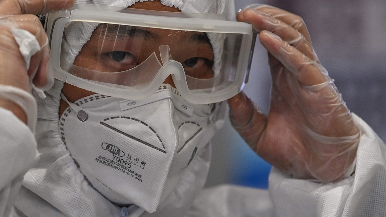 วอนผู้มีอำนาจช่วย หมอ-พยาบาล ดิ้นรนทำอุปกรณ์ป้องกันเอง เหตุขาดแคลนหนัก