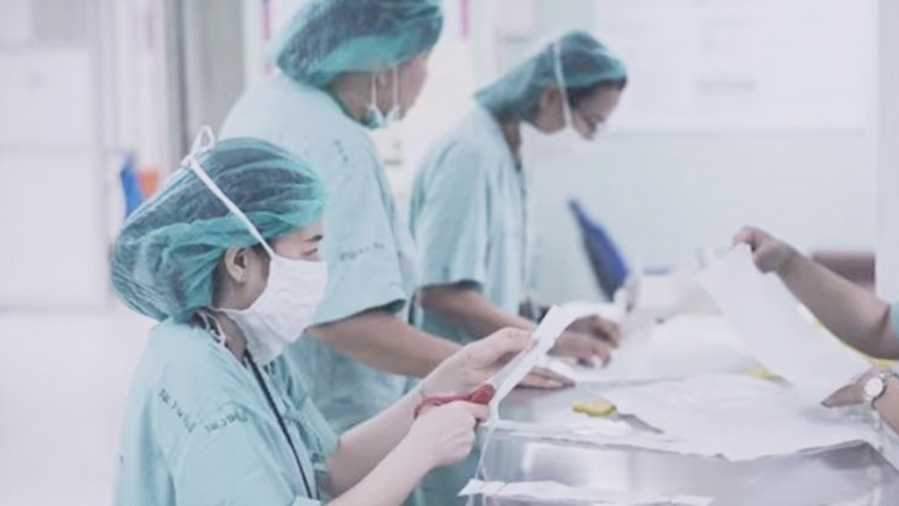 ส่งกำลังใจผ่านเพลง "เสื้อวิเศษ" ขอบคุณ หมอ-พยาบาล เสียสละสู้โควิด-19