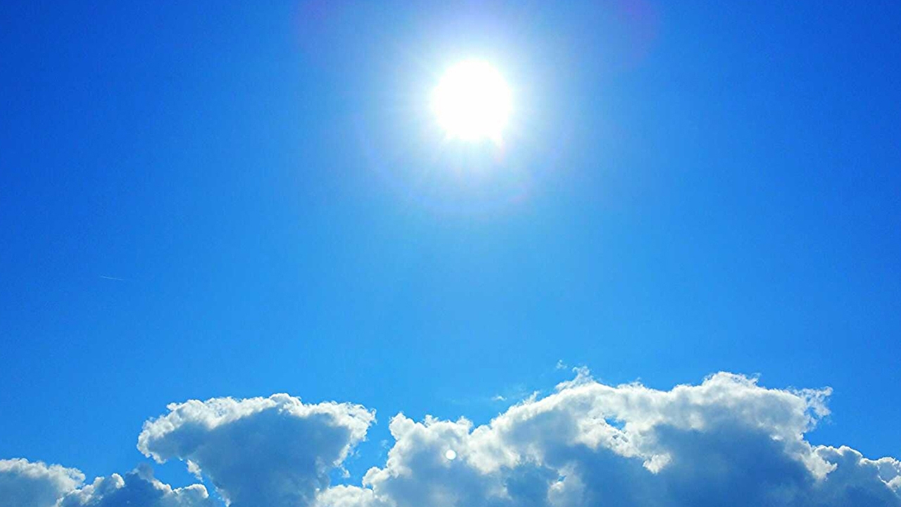 "เหนือ-กลาง-อีสาน" ร้อนแตะ 42 องศาฯ มีฝนฟ้าคะนอง "ใต้" เจอฝนร้อยละ 10