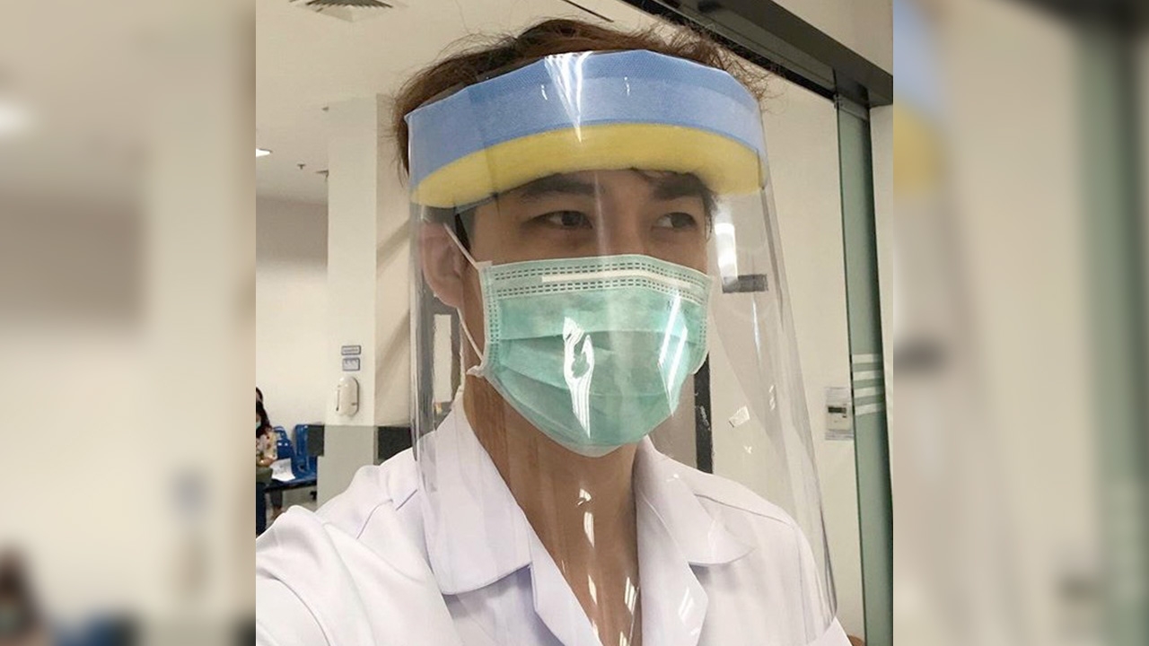 หมอก้อง สรวิชญ์ สอนทำ face shield กันโควิด-19 แบบง่ายใช้งานได้จริง 