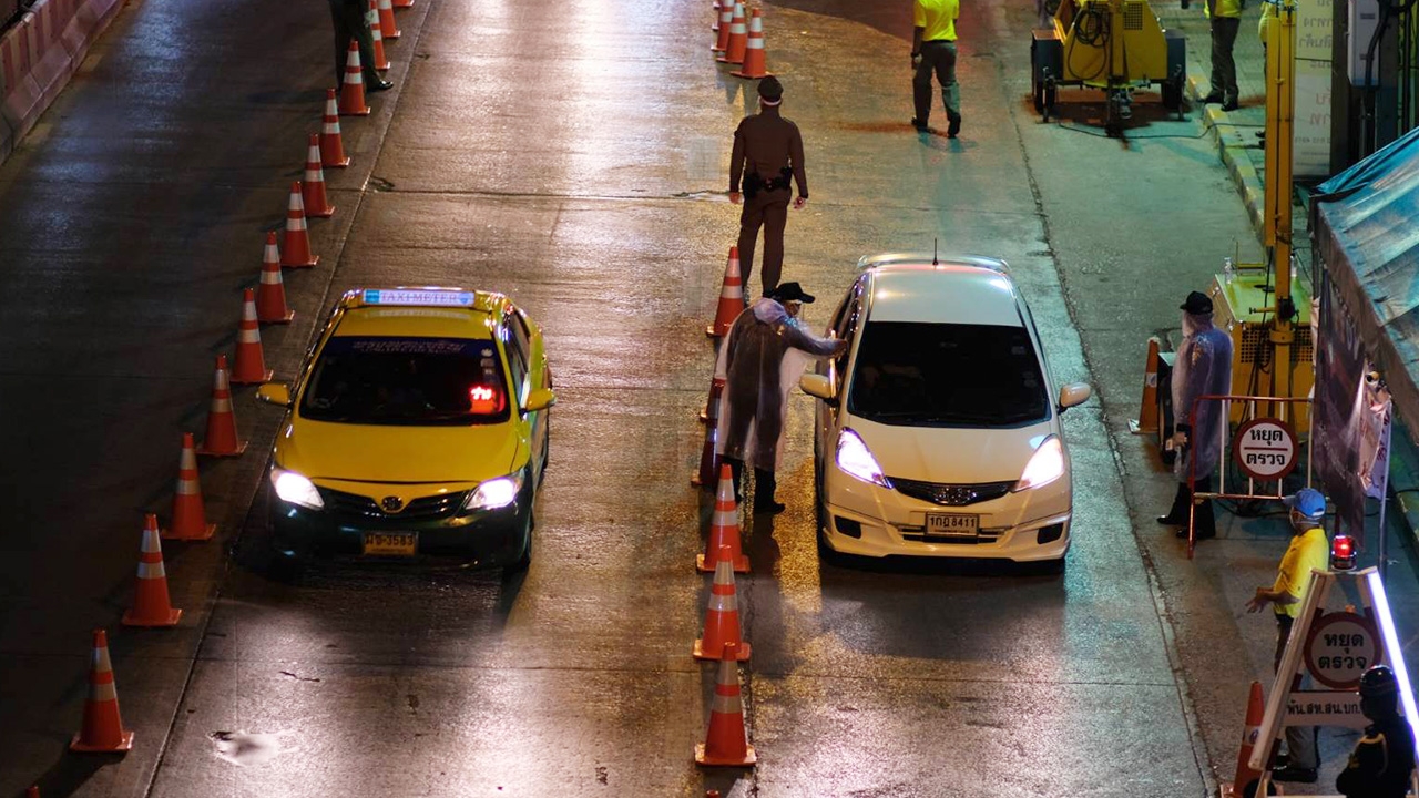 ขนส่งทางบก อนุโลมให้ต่อใบขับขี่ ภายใน 15 วัน หลังยกเลิกสถานการณ์ฉุกเฉิน