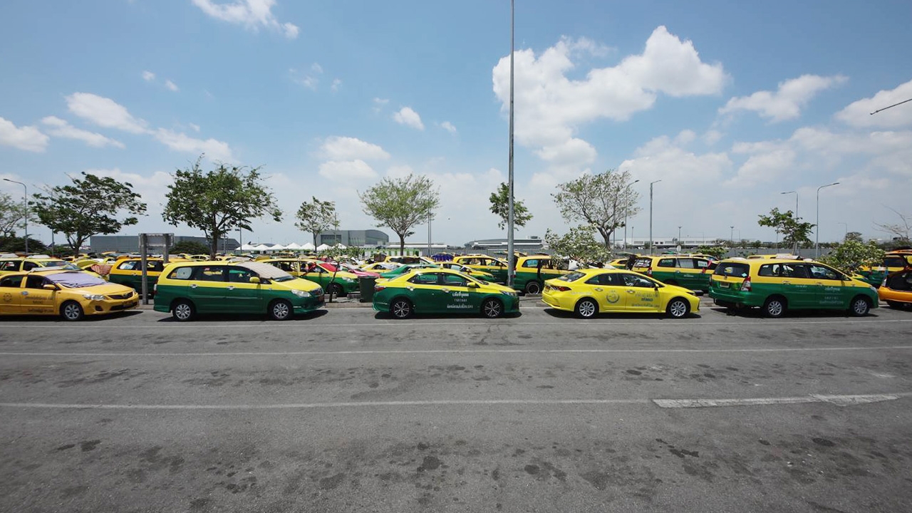 โควิด-19 แท็กซี่สุวรรณภูมิไร้ผู้โดยสาร วอนรัฐออกมาตรการช่วยเหลือบ้าง