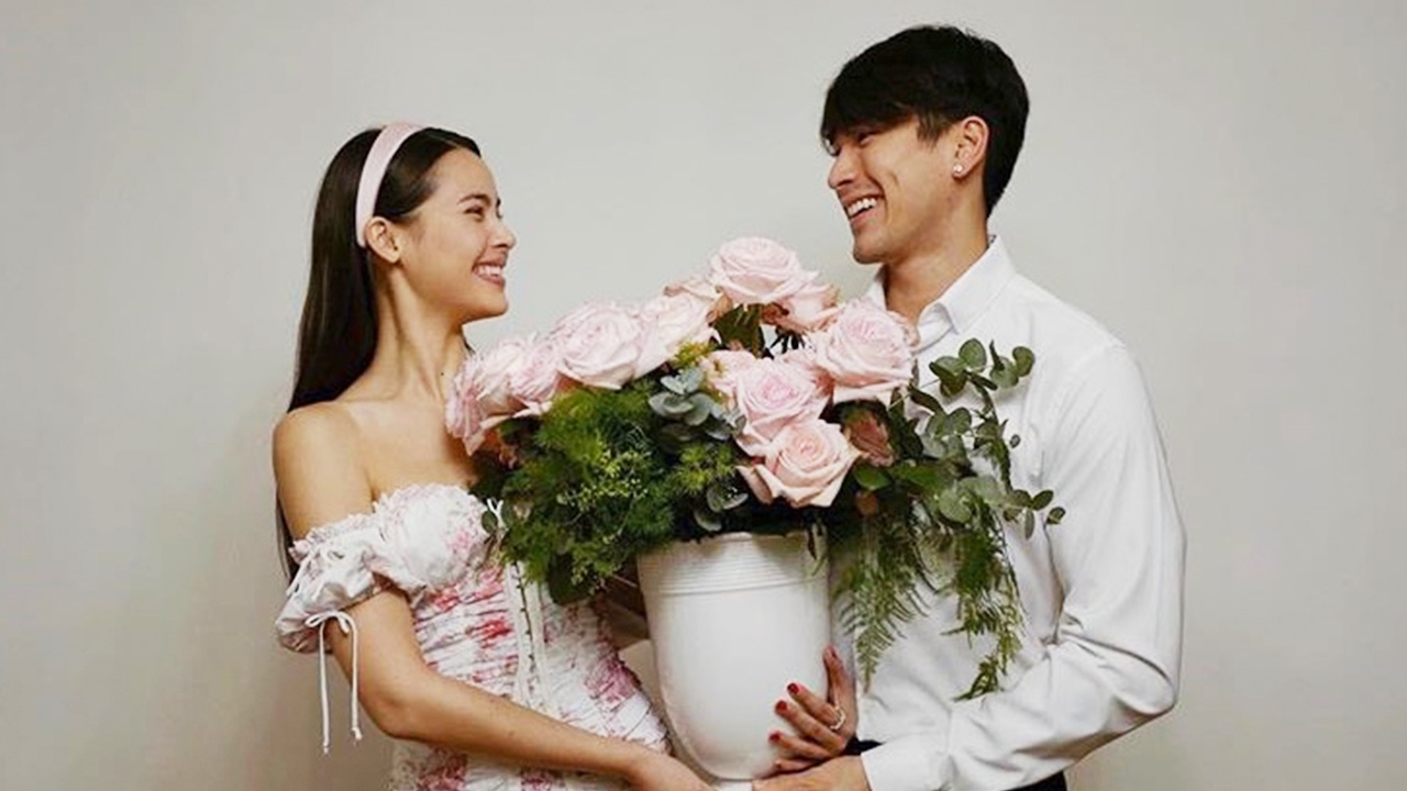 ณเดชน์ หอบกุหลาบกระถางโตเซอร์ไพรส์วันเกิด ญาญ่า ขอบคุณที่อยู่ข้างกัน