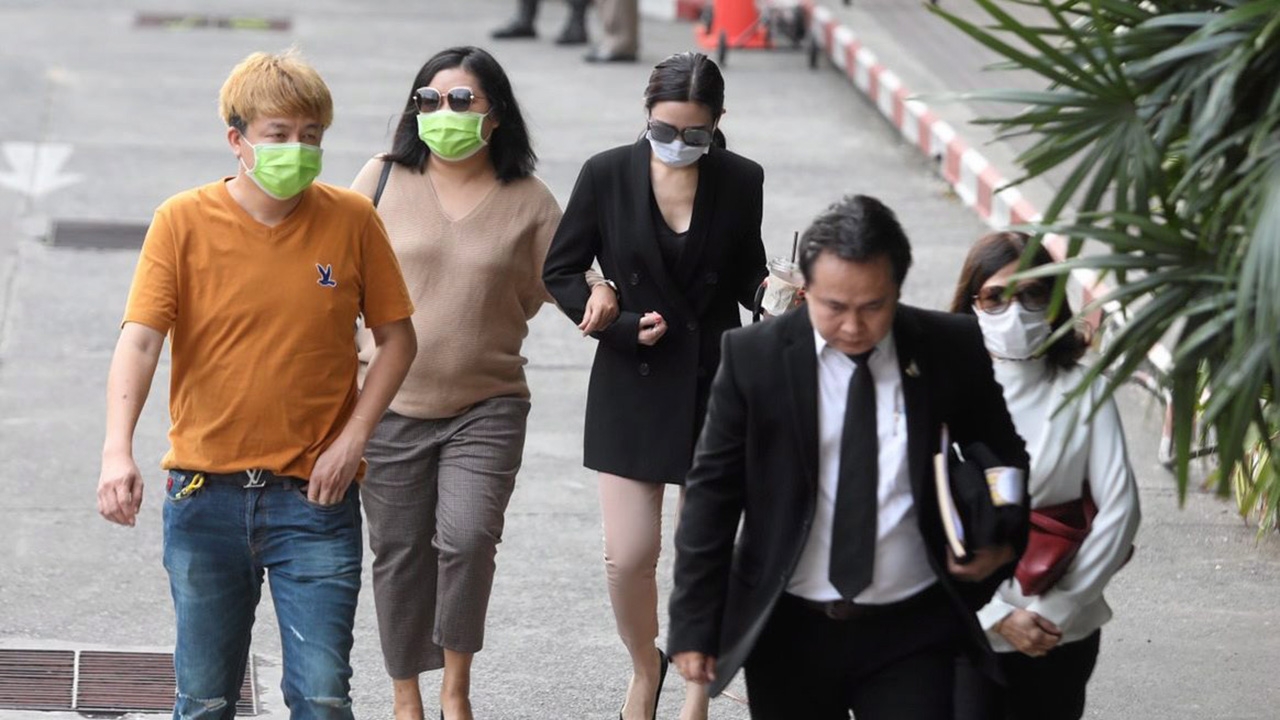 จำคุกโอนหุ้น 