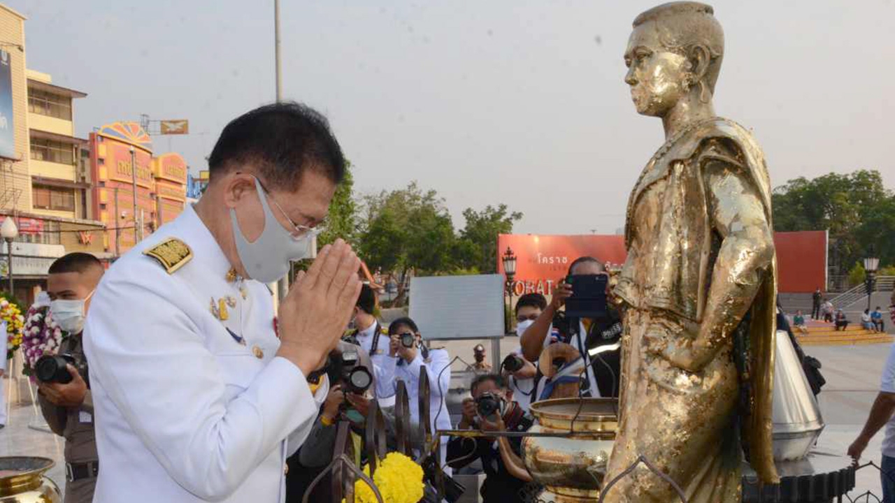 พ่อเมืองโคราช นำท่องคาถา "ขอพรย่าโม" ช่วยไทยพ้นภัย โควิด-19 