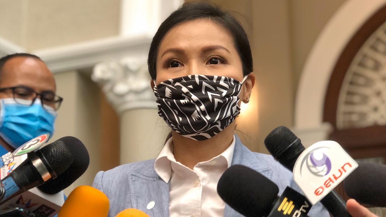 โฆษก รบ. แจงปม "ปิดห้าง" ยัน ไม่เคยบอก "ข่าวปลอม" แค่ให้รอแถลงทางการ