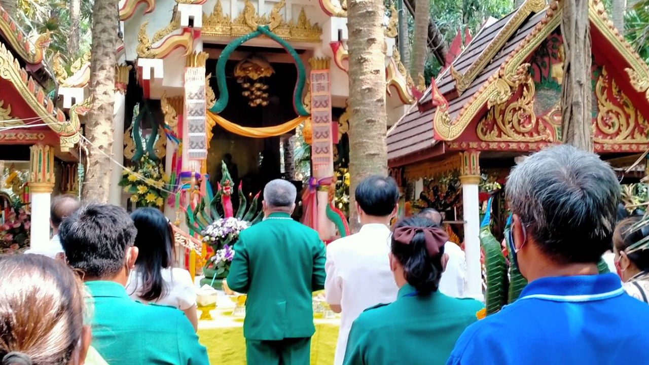 ทำพิธีขอขมาปู่ศรีสุทโธ หลังปิดเกาะคำชะโนด 14 วัน คอหวยมองหาเลขเด็ด