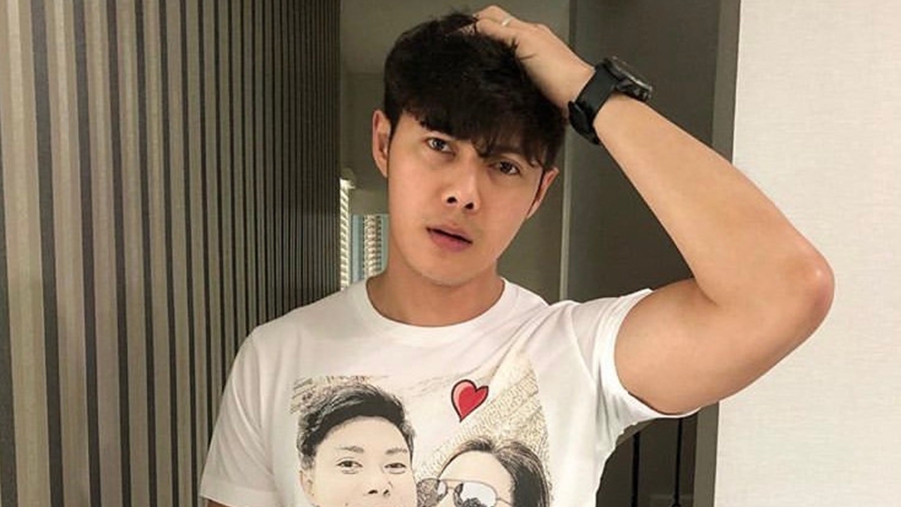 ชาวเน็ตจวกโหนกระแสผิดเวลา แมน การิน แนะสีหน้ากากอนามัยเรียกทรัพย์ 