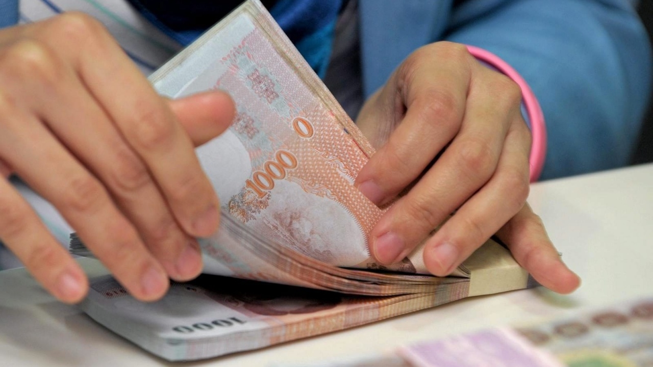 ครม.ไฟเขียว ปรับลดจ่ายเงินสมทบประกันสังคมฝ่ายลูกจ้าง เหลือ 1% นาน 3 เดือน