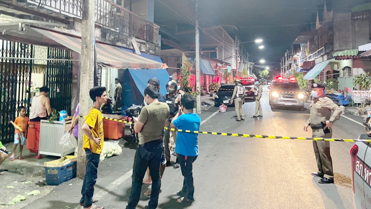 ตร.จับคนร่วมก่อเหตุตีกันในตลาดสดหาดใหญ่ เร่งจับที่เหลือฟันข้อหาเด็ดขาด