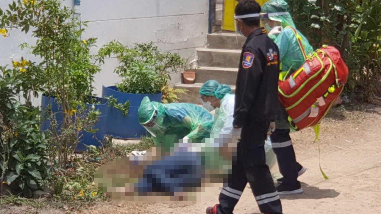 สาวทอมคิดว่าตัวเอง ติดโควิดฯ กักตัว-เครียดจัด โดดหอพักสาหัส