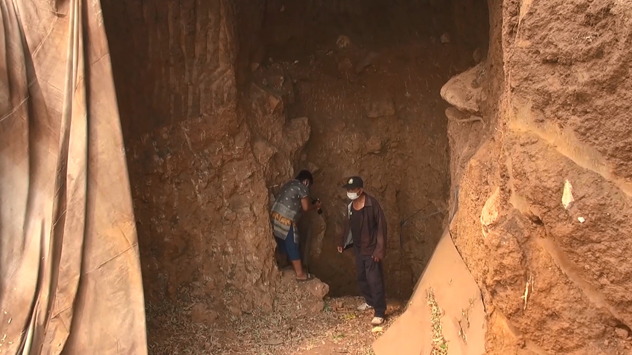 ทีมขุดเชื่อสมบัติของทหารญี่ปุ่นสมัยสงครามโลกครั้งที่ 2 อยู่ที่เขาไทรโยค