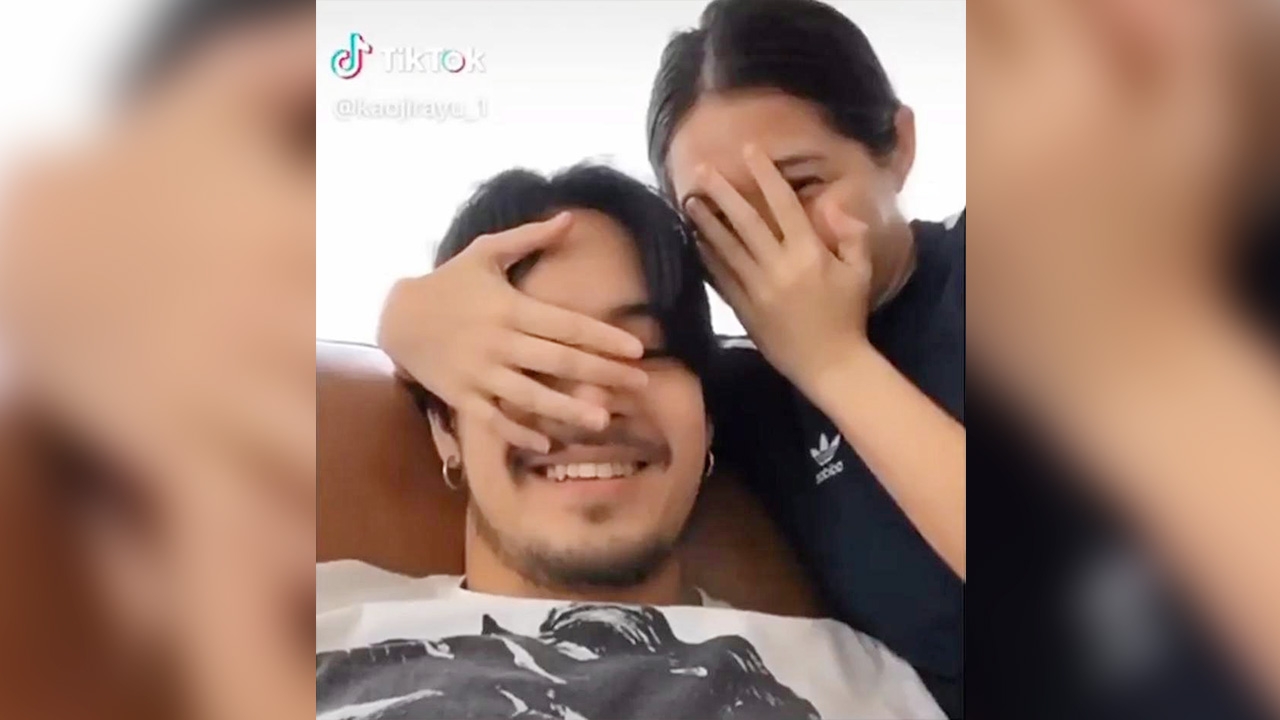 คลื่นรบกวน : เก้า-จิรายุ และ วี-วิโอเลต อัปคลิปมุ้งมิ้งยอดวิวทะลุ 3 ล้าน