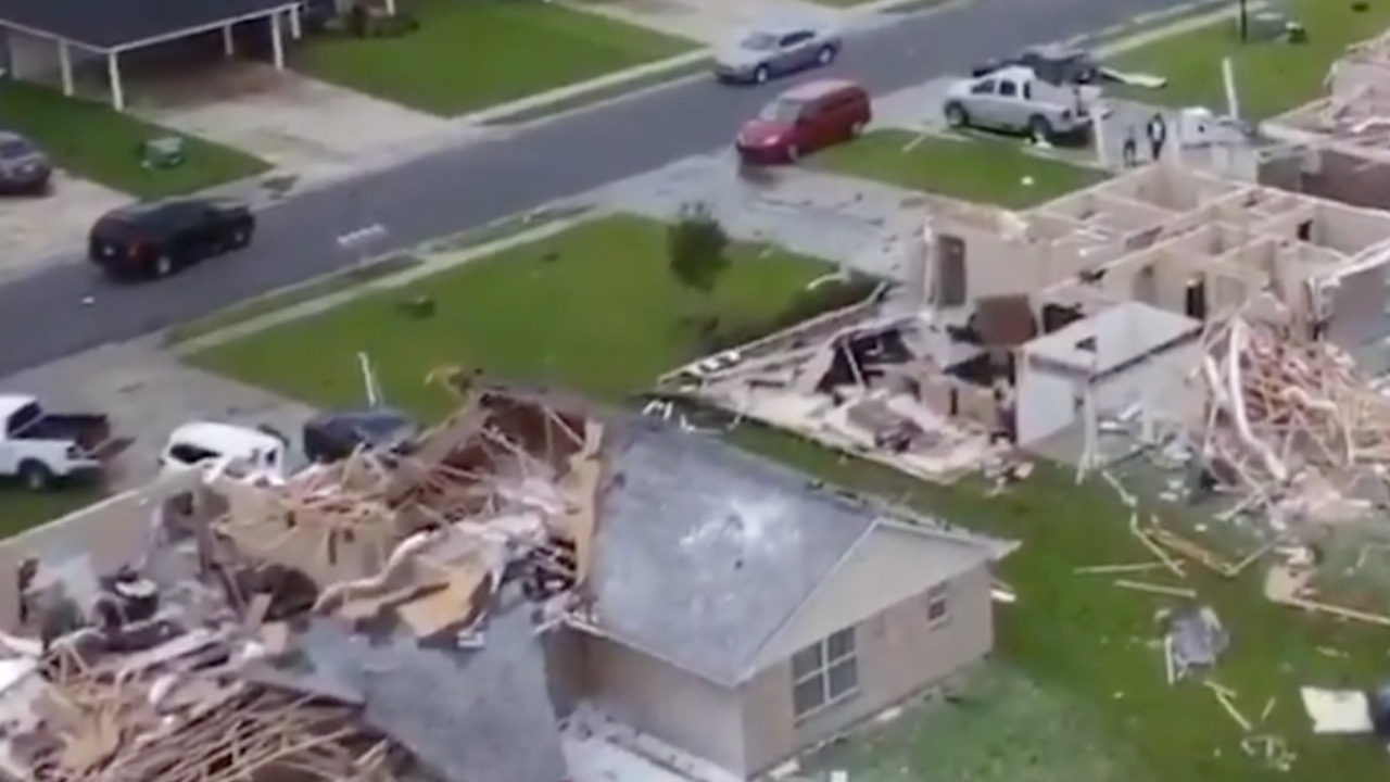 สหรัฐฯอ่วมหนัก ทอร์นาโดกว่า 20 ลูกกระหน่ำ ซ้ำโควิด ตายอีกอย่างน้อย 6